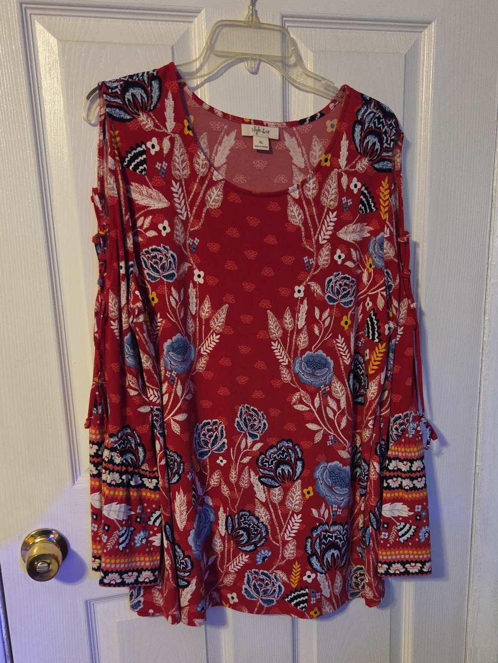Style & Co. Red Floral Cold-Shoulder Long Sleeve Top